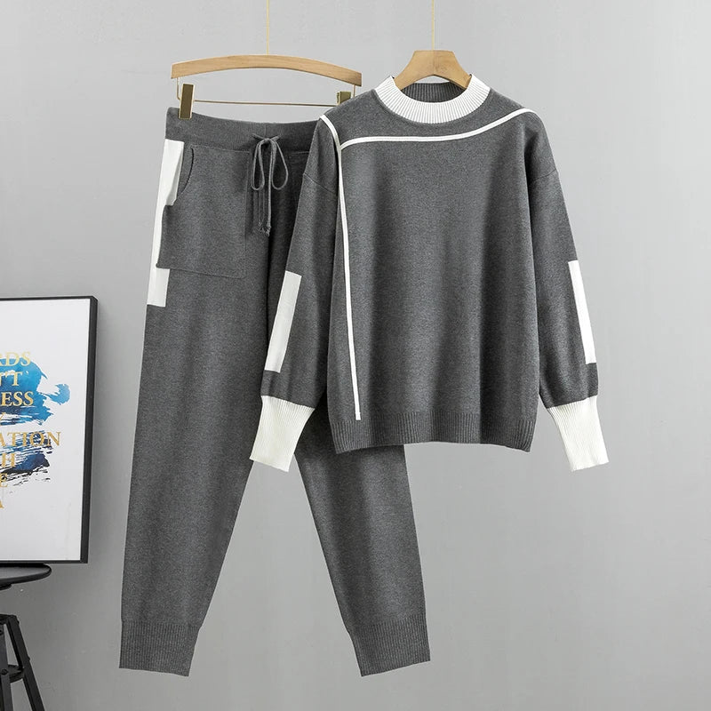 Sporty 2-Piece Knitted Set
