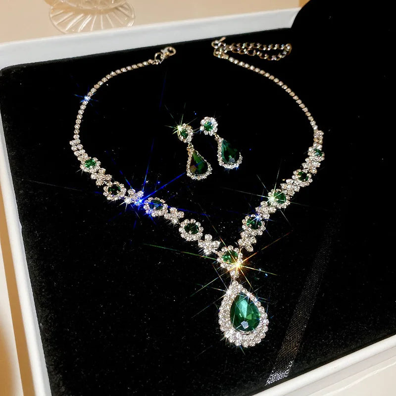 Rhinestone Emerald Necklace Set