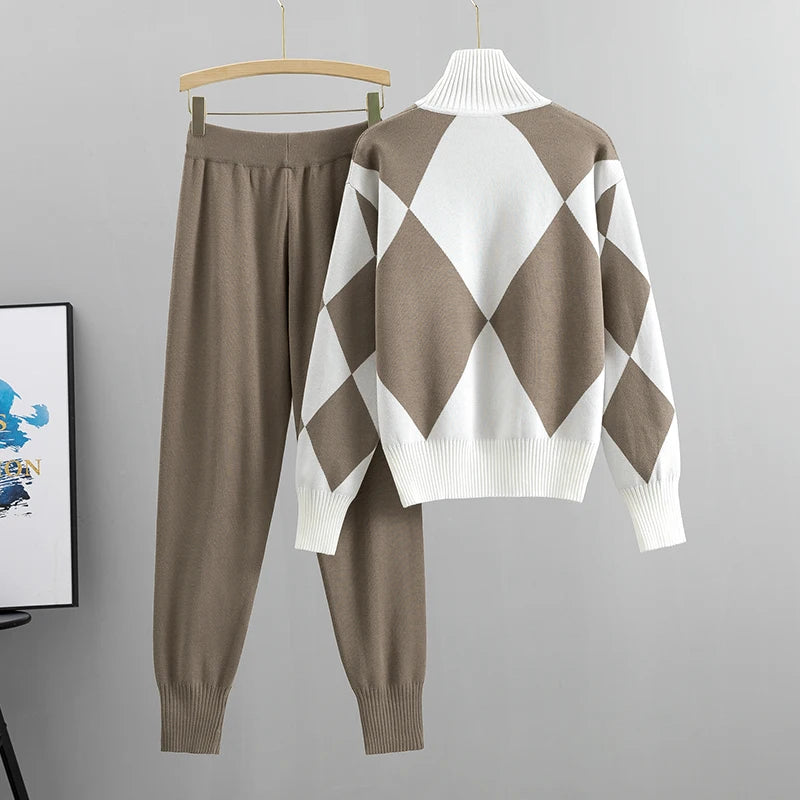 Patterned 2-piece Sweater Set